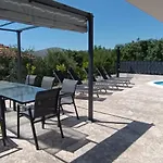 فيلة Panorama *