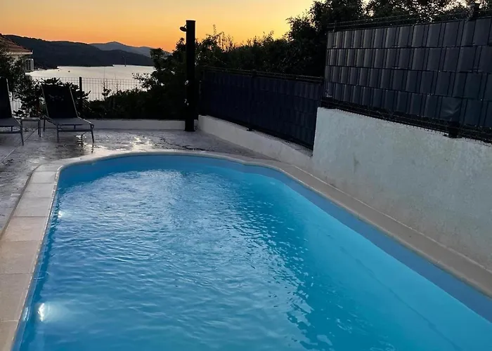 Panorama تروغير