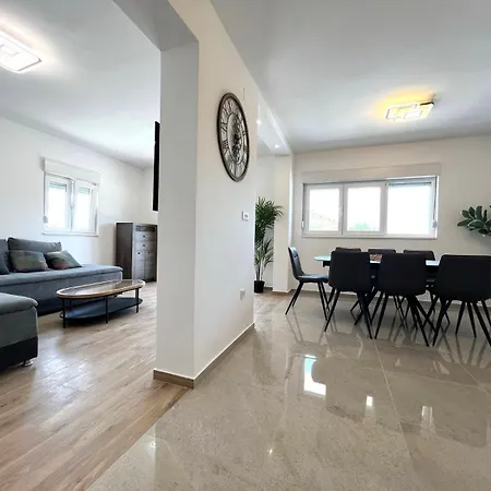 Panorama Villa *